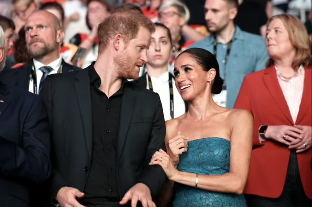 'Chán' Hollywood, Harry và Meghan đối mặt thay đổi lớn vào năm 2024