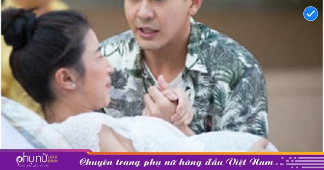 Vợ lên cơn đau đẻ dữ dội, chồng vẫn mệt nhoài bên bồ nhí, mẹ chồng phi như bay đến tận nơi đưa cho anh thứ này khiến anh tối sầm mặt